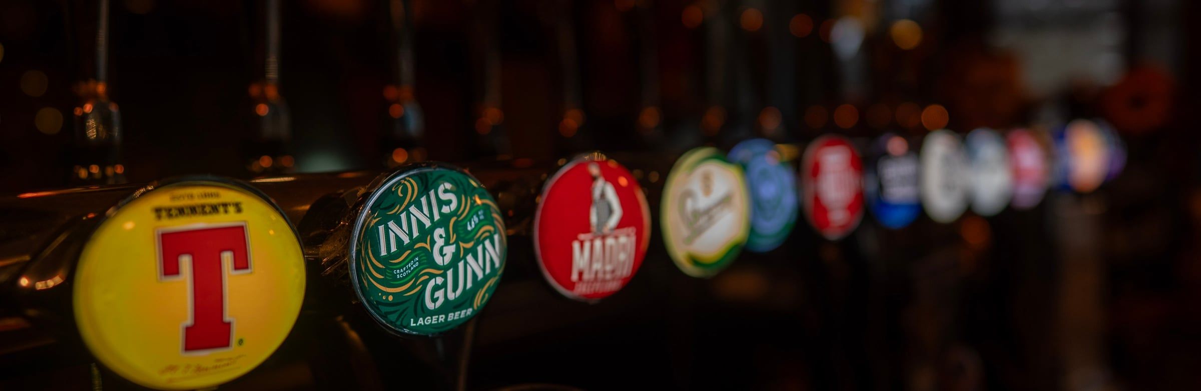 Tap badges along the bar
